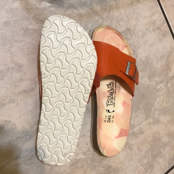 BIrki’s - Picture 2 of 5